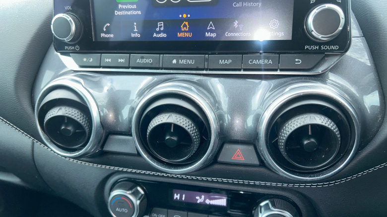 Nissan Juke 1.0 DiG-T 114 N-Connecta 5dr Petrol Hatchback